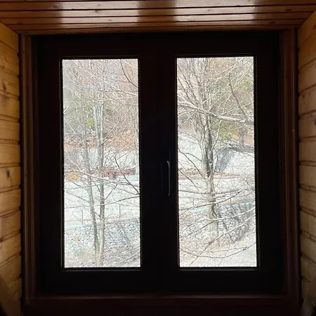 Kanadeze Razem Ferienhaus